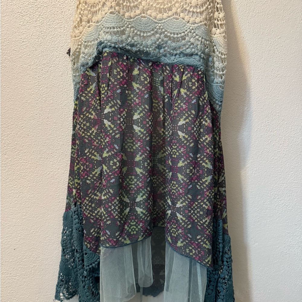 BKE High-Low tank/dress with Lace Overlay - Cream and Blue